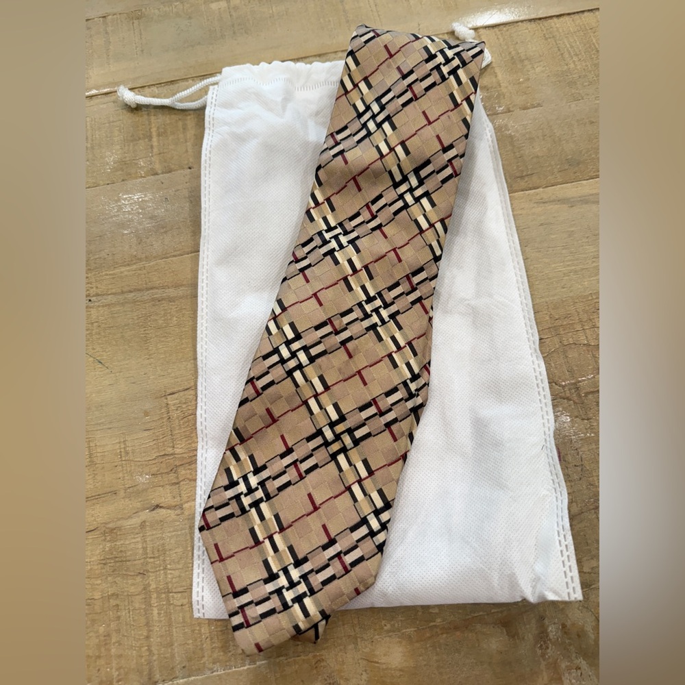 Burberry London plaid and checks print classic mens tie - Picture 7 of 11